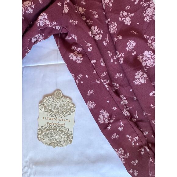 Altar’d State Women’s NWT Mauve Floral Puff Sleeve Crop Top - XL - Picture 6 of 10
